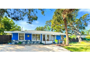 2728 TRINIDAD STREET, SARASOTA, FL 34231 - MLS#MFRA4663512