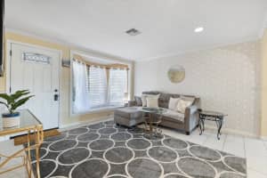 2728 TRINIDAD STREET, SARASOTA, FL 34231 - MLS#MFRA4663512