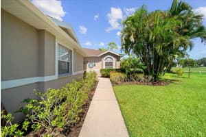5325 CHASE OAKS DRIVE, SARASOTA, FL 34241 - MLS#MFRA4663513
