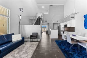 800 N Tamiami Trl #321a, SARASOTA