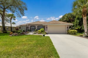 498 LAKE OF THE WOODS DRIVE, VENICE, FL 34293 - MLS#MFRA4663582