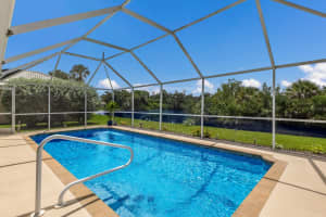 498 LAKE OF THE WOODS DRIVE, VENICE, FL 34293 - MLS#MFRA4663582