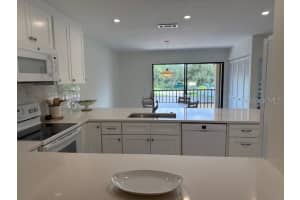6120 COUNTRY CLUB WAY, SARASOTA, FL 34243 - MLS#MFRA4663598