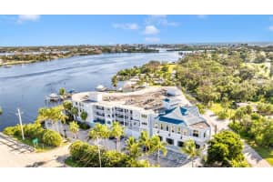 516 Tamiami Trl S #404, NOKOMIS