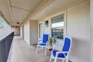 2607 WOODGATE LANE, SARASOTA, FL 34231 - MLS#MFRA4663674