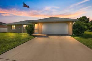 22285 Columbus Ave, PORT CHARLOTTE