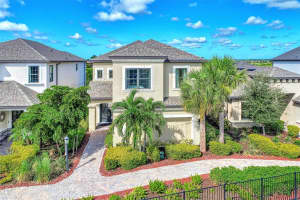 8216 Summer Night Rd, SARASOTA