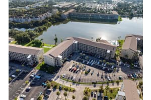 3653 LAKE BAYSHORE DRIVE, BRADENTON, FL 34205 - MLS#MFRA4663699