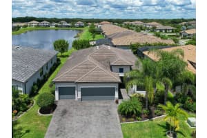 11525 AUTUMN LEAF WAY, BRADENTON, FL 34212 - MLS#MFRA4663717
