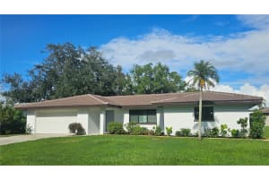 3317 Pine Valley Dr, SARASOTA