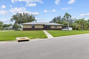 3105 OXFORD DRIVE, BRADENTON, FL 34205 Sold 10/30/25