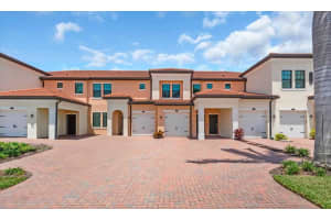 10051 CROOKED CREEK DRIVE, VENICE, FL 34293 - MLS#MFRA4663738