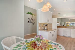 4920 LINSEY COURT, SARASOTA, FL 34243 - MLS#MFRA4663755