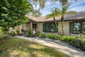 7326 LEEWYNN DRIVE, SARASOTA, FL 34240 - MLS#MFRA4663763