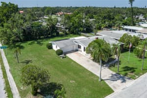2605 27TH AVENUE DRIVE, BRADENTON, FL 34205 - MLS#MFRA4663768