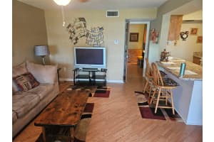303 47TH AVENUE DR W #352, BRADENTON, FL 34207 - MLS#MFRA4663770