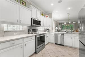4840 LAKESCENE PLACE, SARASOTA, FL 34243 - MLS#MFRA4663778