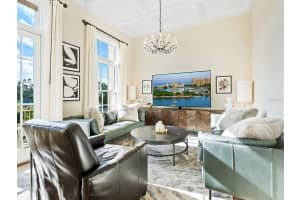 555 ORANGE AVENUE, SARASOTA, FL 34236 - MLS#MFRA4663812