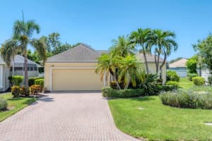 518 Eden Dr, ENGLEWOOD