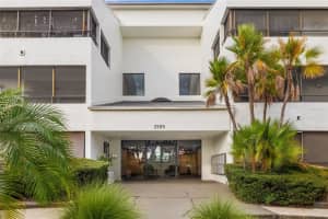 2585 COUNTRYSIDE BOULEVARD, CLEARWATER, FL 33761 - MLS#MFRA4663889