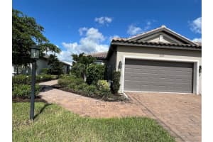 10433 Morning Mist Ln, SARASOTA