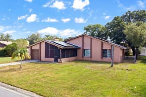 811 E Flag Ln, KISSIMMEE