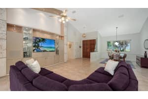 1529 OAK WAY, SARASOTA, FL 34232 - MLS#MFRA4663922