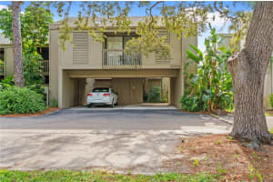 310 Pine Run Dr, OSPREY