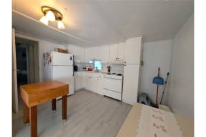 1702 OLYMPIA FIELDS STREET, SARASOTA, FL 34234 - MLS#MFRA4663958