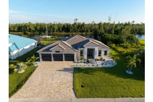 16622 Liggett Cir, PORT CHARLOTTE