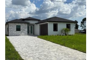 2619 15TH STREET, LEHIGH ACRES, FL 33976 - MLS#MFRA4663990