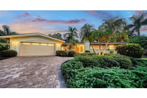 734 INDIAN BEACH CIRCLE, SARASOTA, FL 34234 - MLS#MFRA4663994
