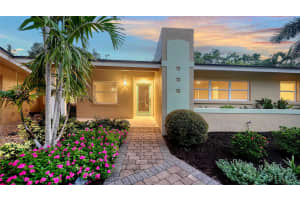 734 INDIAN BEACH CIRCLE, SARASOTA, FL 34234 - MLS#MFRA4663994
