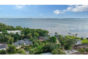 734 INDIAN BEACH CIRCLE, SARASOTA, FL 34234 - MLS#MFRA4663994