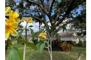 4527 HAMLETS GROVE DRIVE, SARASOTA, FL 34235 - MLS#MFRA4664006