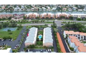637 PINELLAS BAYWAY S #204, TIERRA VERDE, FL 33715 - MLS#MFRA4664011