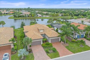 17535 HAMPTON FALLS TERRACE, BRADENTON, FL 34202 - MLS#MFRA4664027