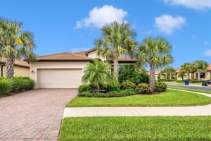 9904 HILLTOP DRIVE, VENICE, FL 34292 - MLS#MFRA4664032