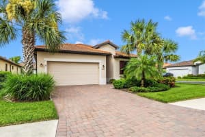 9904 HILLTOP DRIVE, VENICE, FL 34292 - MLS#MFRA4664032