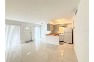 4035 S SCHOOL AVENUE, SARASOTA, FL 34231 - MLS#MFRA4664034