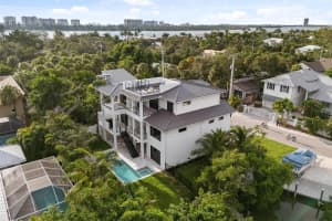 226 GARDEN LANE, SARASOTA, FL 34242 Sold 11/18/25