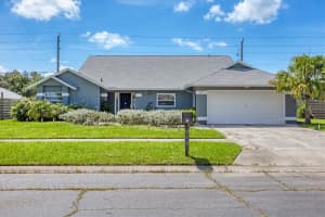 618 EASTPOINTE COURT, SARASOTA, FL 34232 - MLS#MFRA4664067