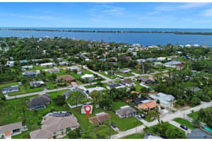 635 LEWIS STREET, ENGLEWOOD, FL 34223 - MLS#MFRA4664097