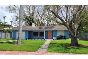 223 S BLVD OF PRESIDENTS, SARASOTA, FL 34236 - MLS#MFRA4664101