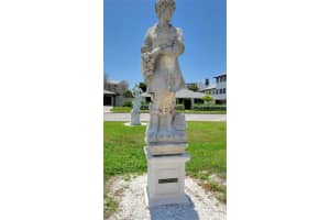 223 S BLVD OF PRESIDENTS, SARASOTA, FL 34236 - MLS#MFRA4664101