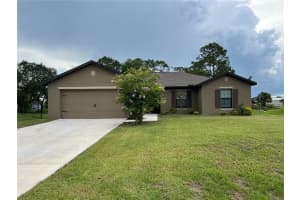 818 LA SALLE AVENUE, FORT MYERS, FL 33913 - MLS#MFRA4664136