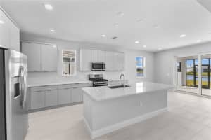 8071 SLIPWAY DRIVE, SARASOTA, FL 34240 - MLS#MFRA4664140