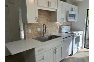 2915 60TH STREET, BRADENTON, FL 34209 - MLS#MFRA4664156
