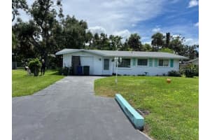3024 Williamsburg St, SARASOTA