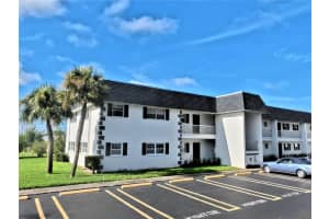 302 47th Avenue Dr W #117, BRADENTON